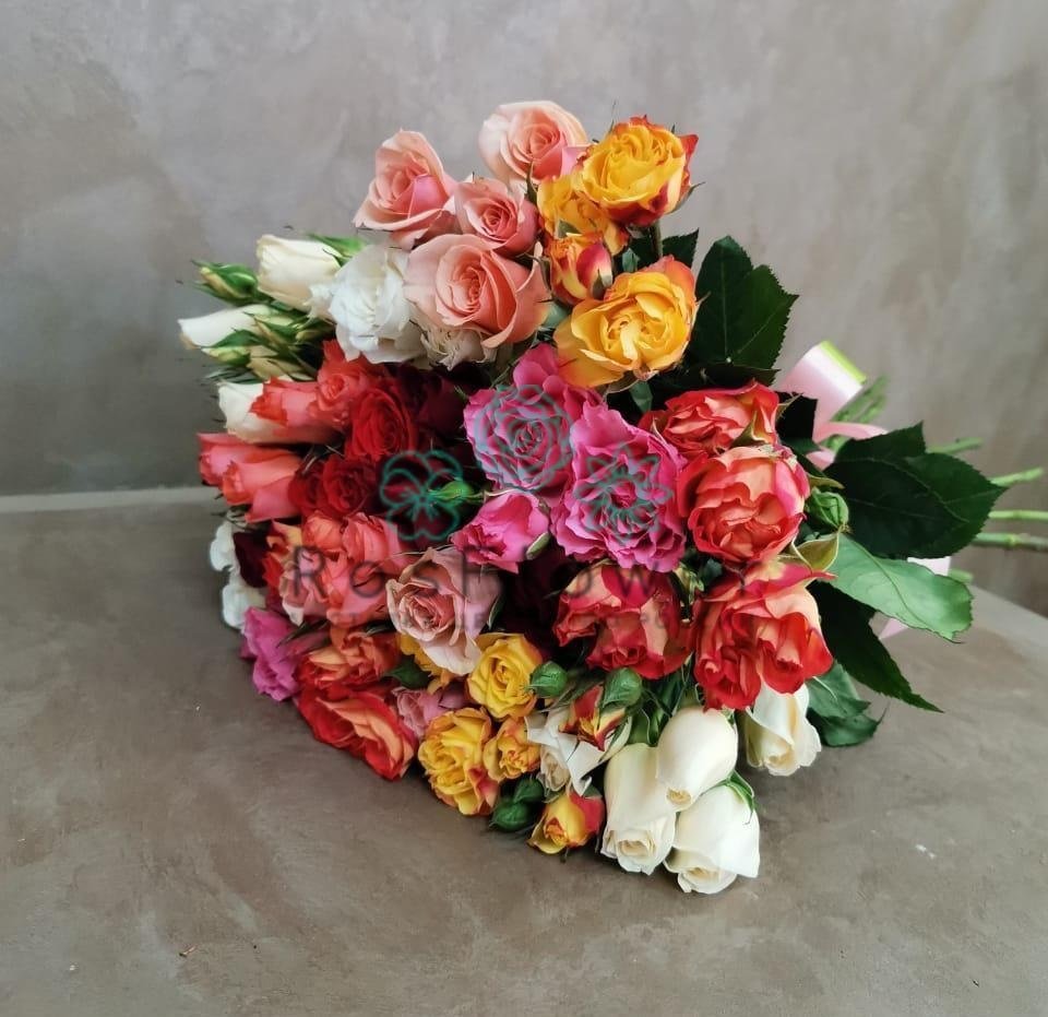 Букет цветов из: Розы в Средней Елюзани