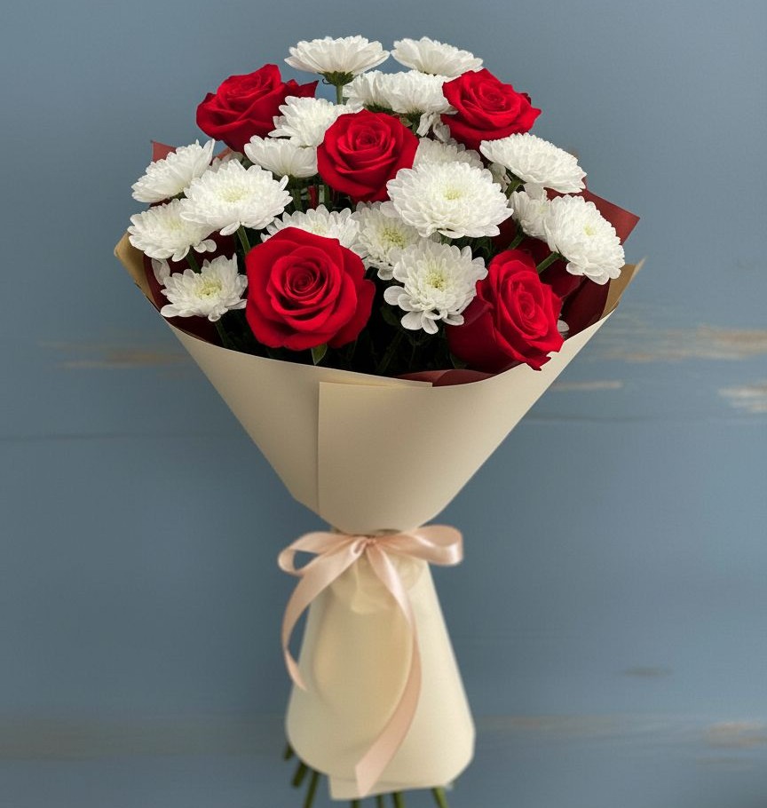 Букет цветов из: Розы и Хризантемы в Средней Елюзани