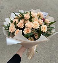 Букет Кремовые розы Латте в Средней Елюзани