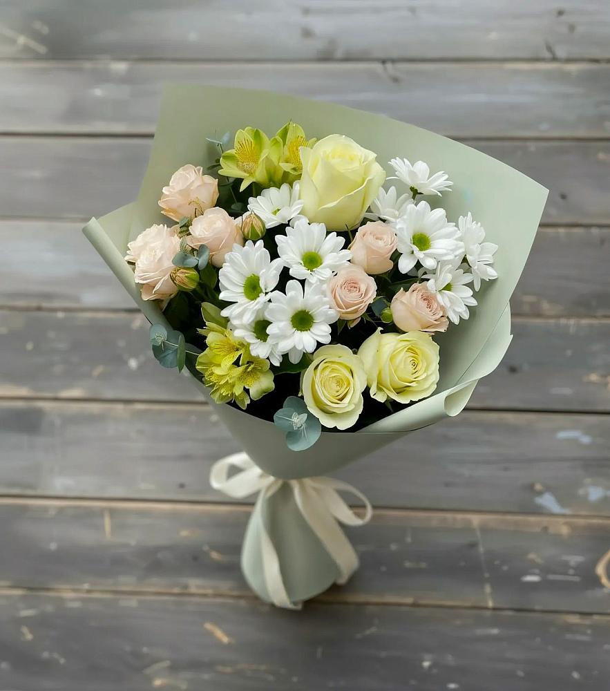 Букет цветов из: Альстромерии, Розы и Хризантемы в Средней Елюзани