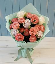 Букет цветов из:  Розы в Средней Елюзани