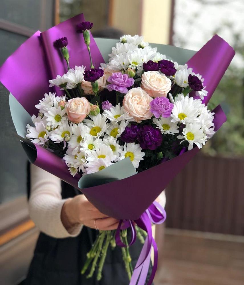 Букет цветов из: Хризантемы, Гвоздики и Розы в Средней Елюзани