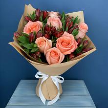 Букет цветов из:  Розы и Альстромерии #REPLACE_PRED# Средней Елюзани