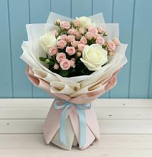 Букет цветов из:  Розы в Средней Елюзани