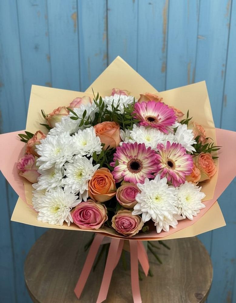 Букет цветов из: Розы, Герберы и Хризантемы в Средней Елюзани