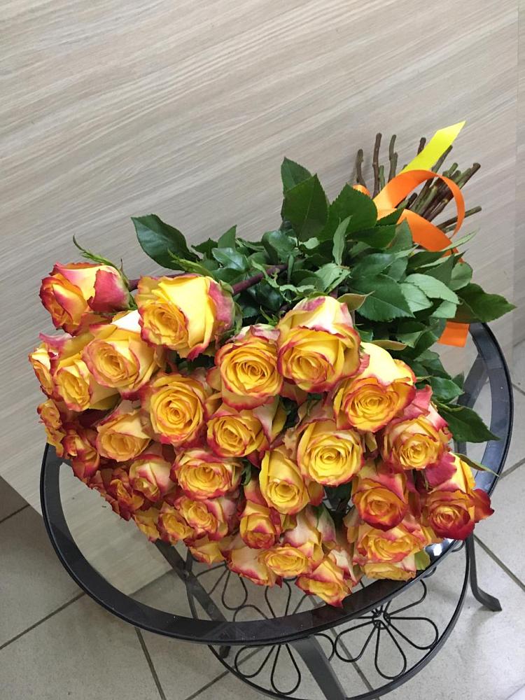 Букет Желтые розы в Средней Елюзани