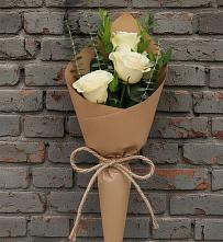 Букет цветов из:  Розы в Средней Елюзани