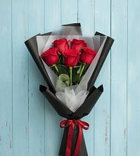 Букет цветов из:  Розы в Средней Елюзани